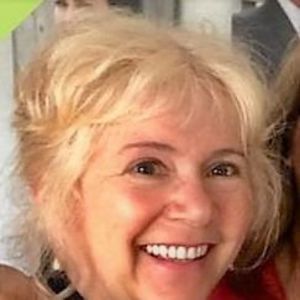 Meet your Posher, Deryldene